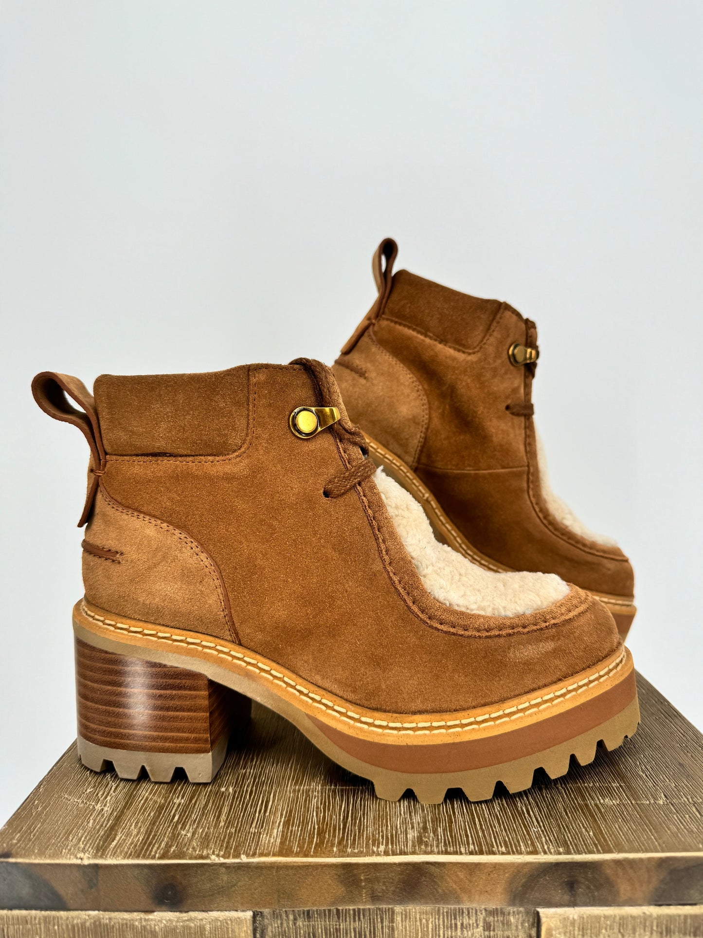 Jillie Shearling Tobacco heels