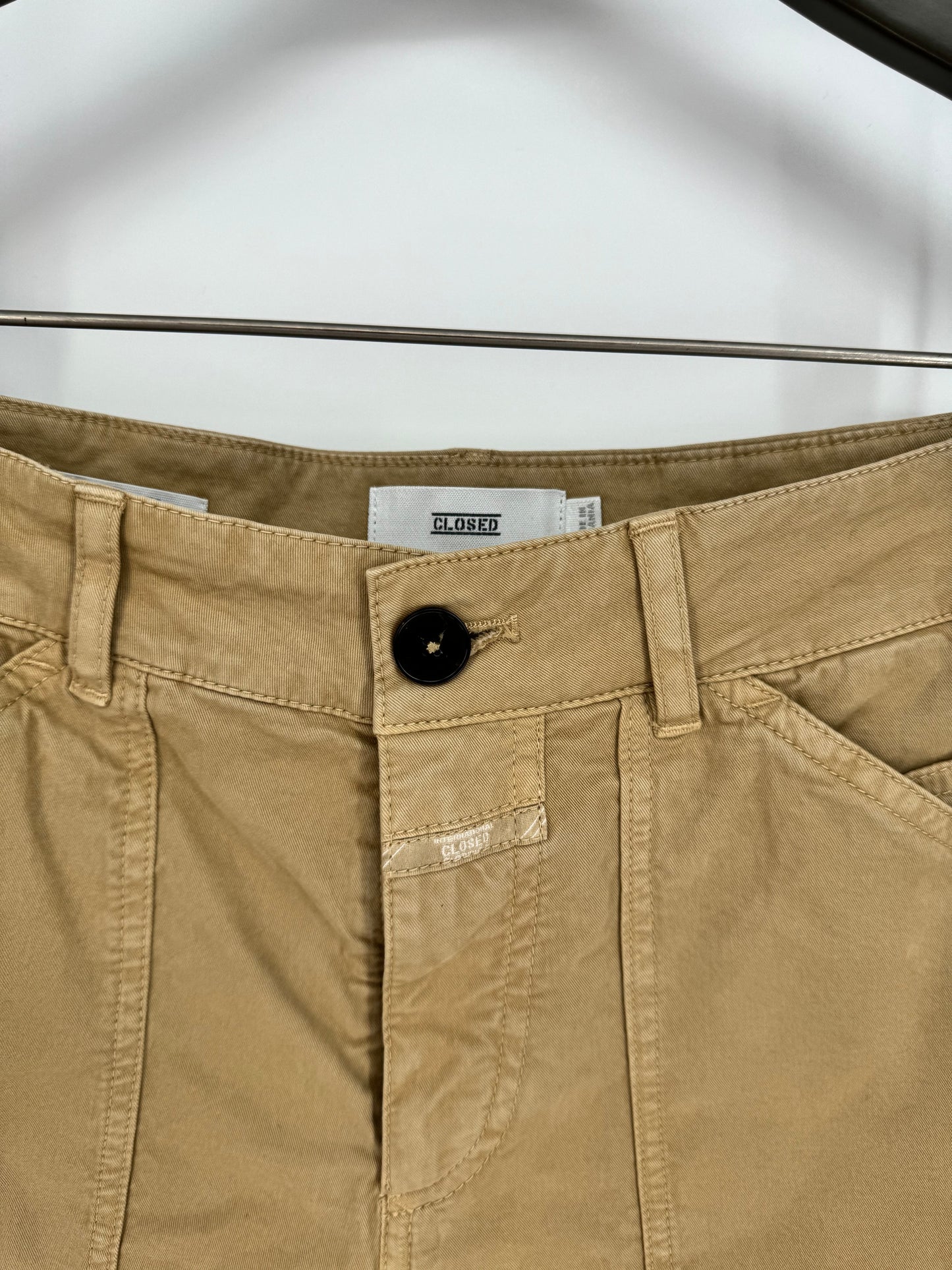 Lorain short - 25