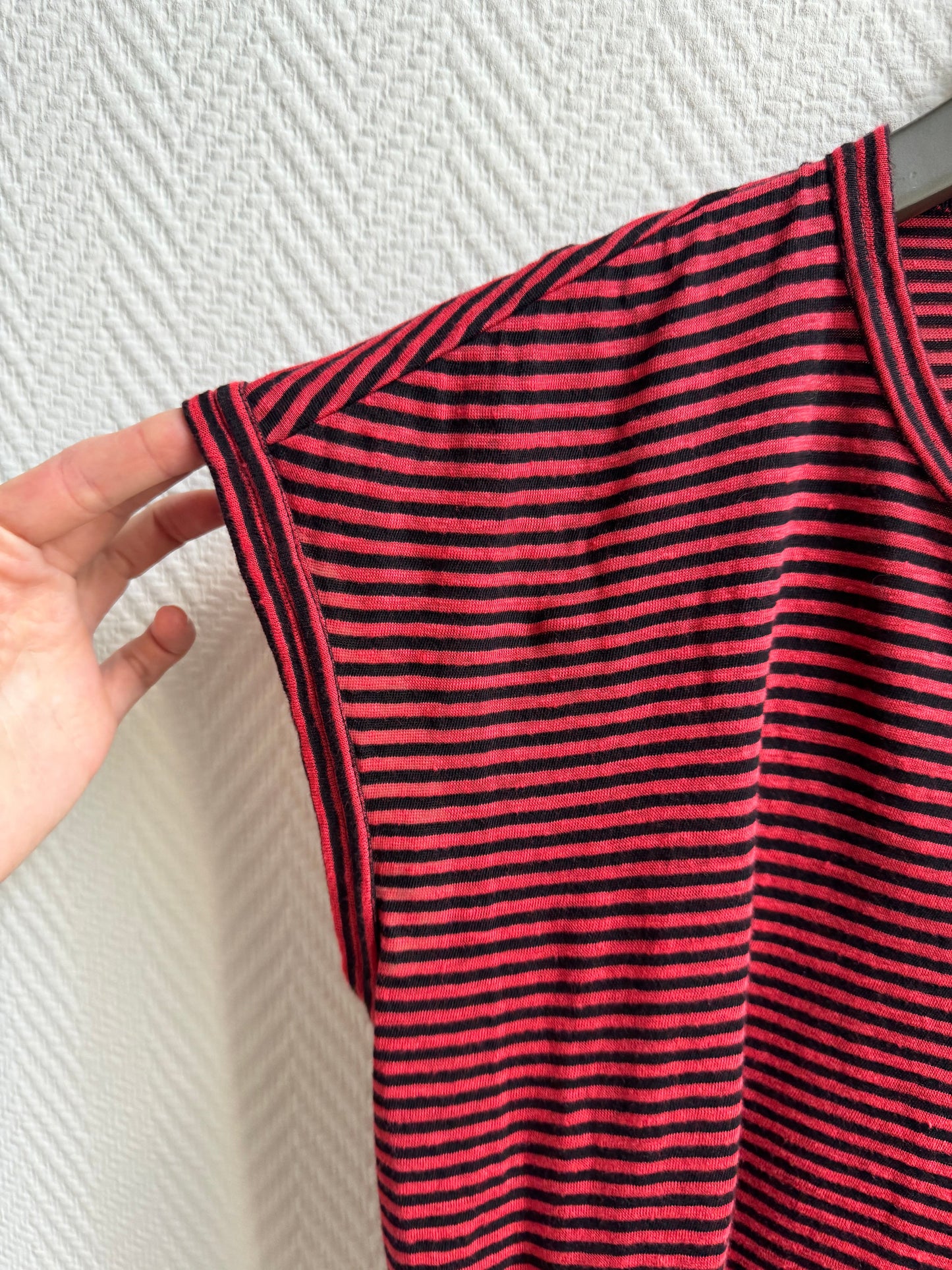 Kella t-shirt