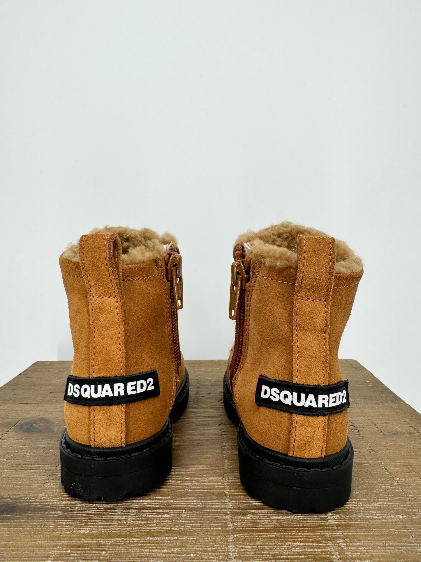 Shearling boot