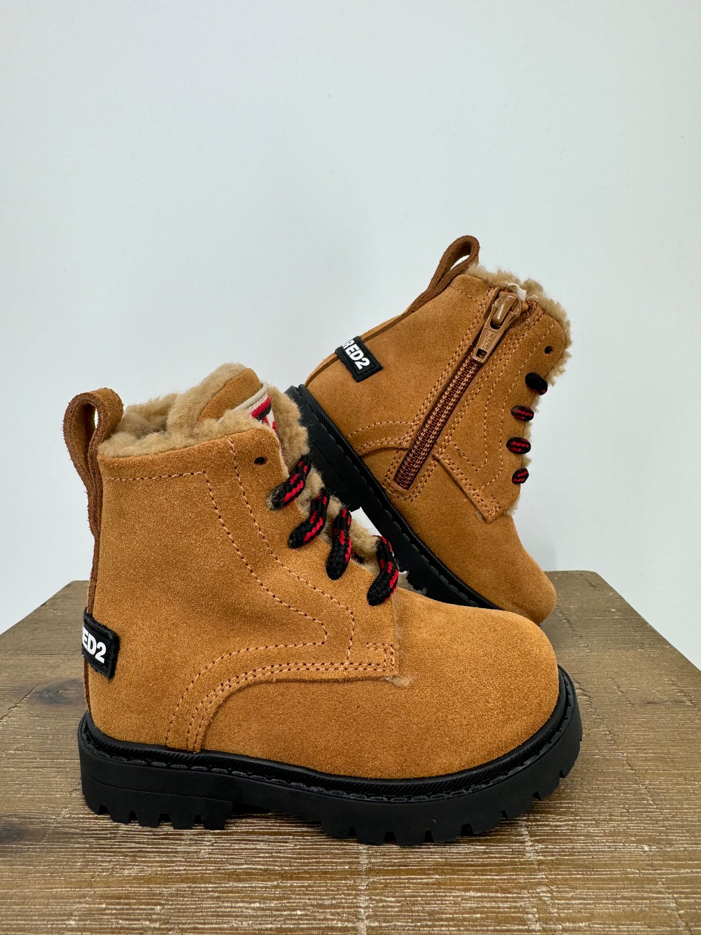 Shearling boot