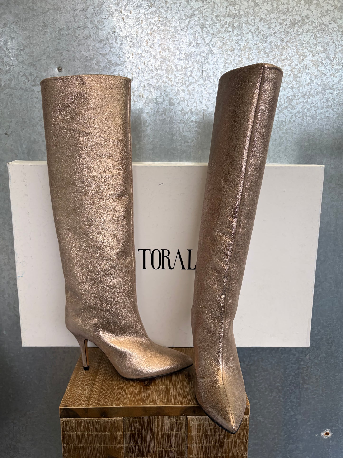 Toral metallic boots 36