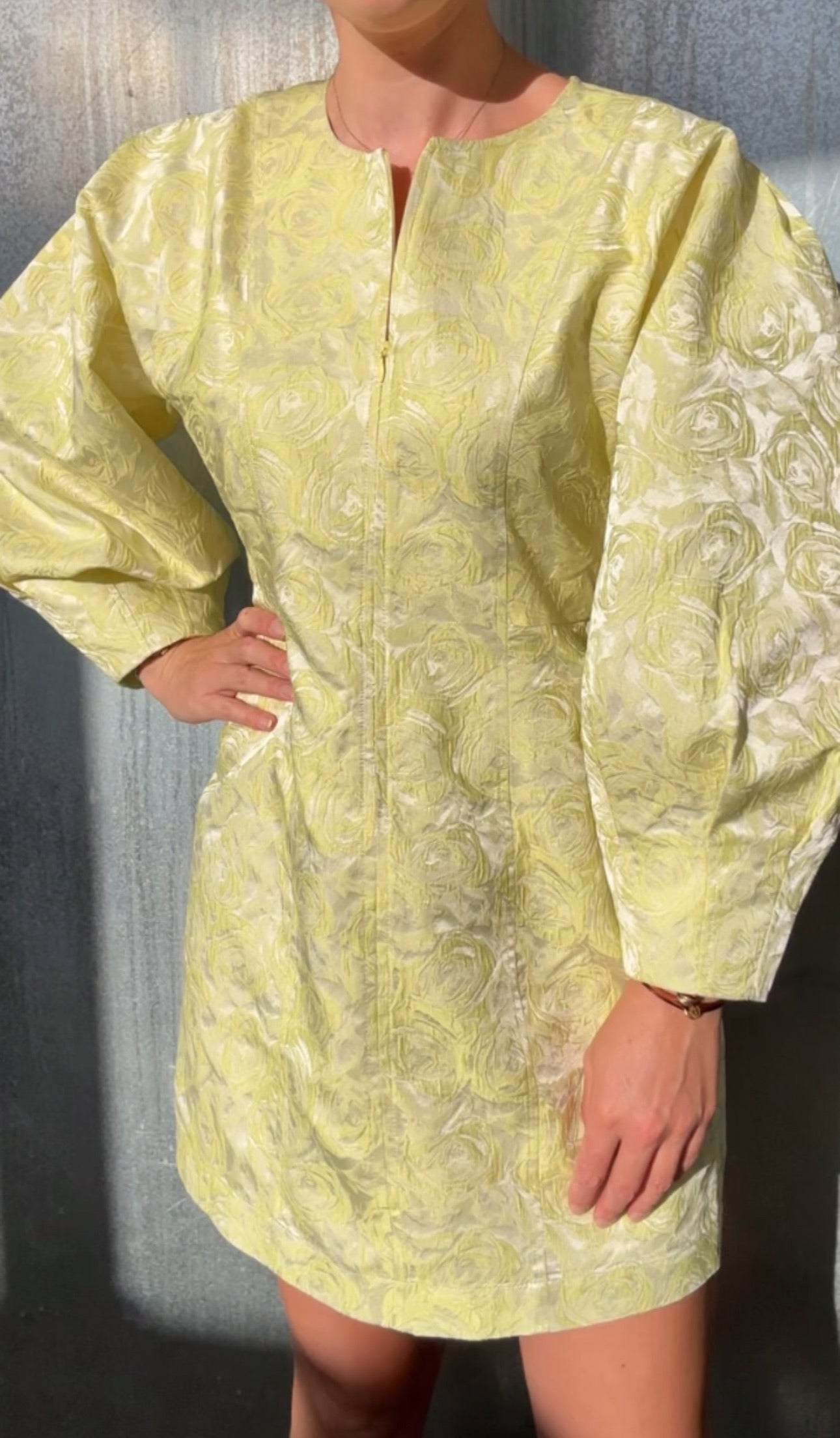 Amyra yellow rose jacquard dress 36