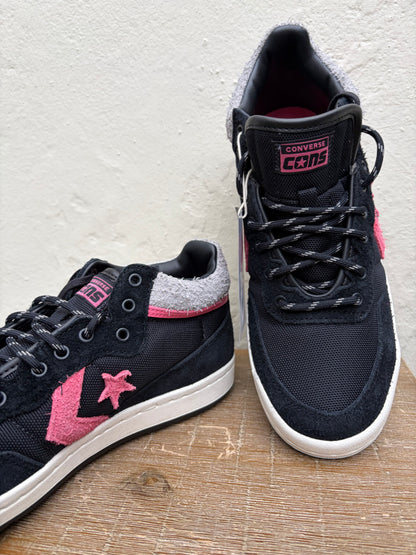 Converse sneakers leather zwart roze grijs