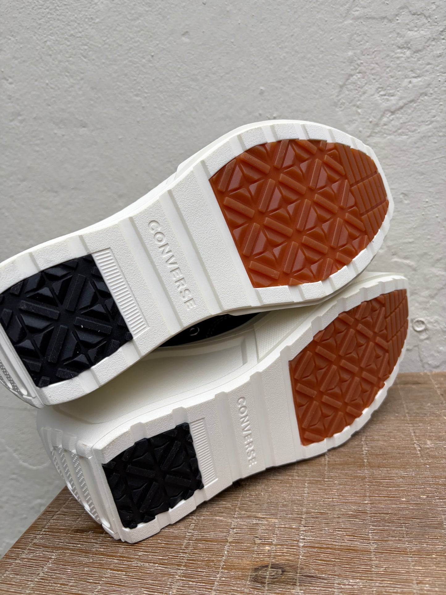 Converse wedges sneakers zwart