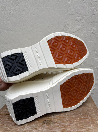 Converse wedges sneakers