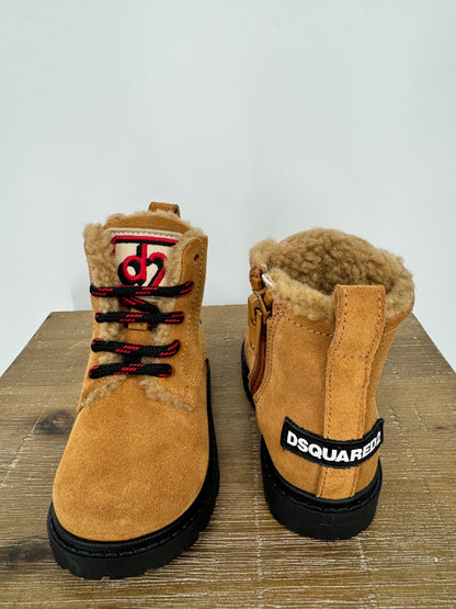 Shearling boot