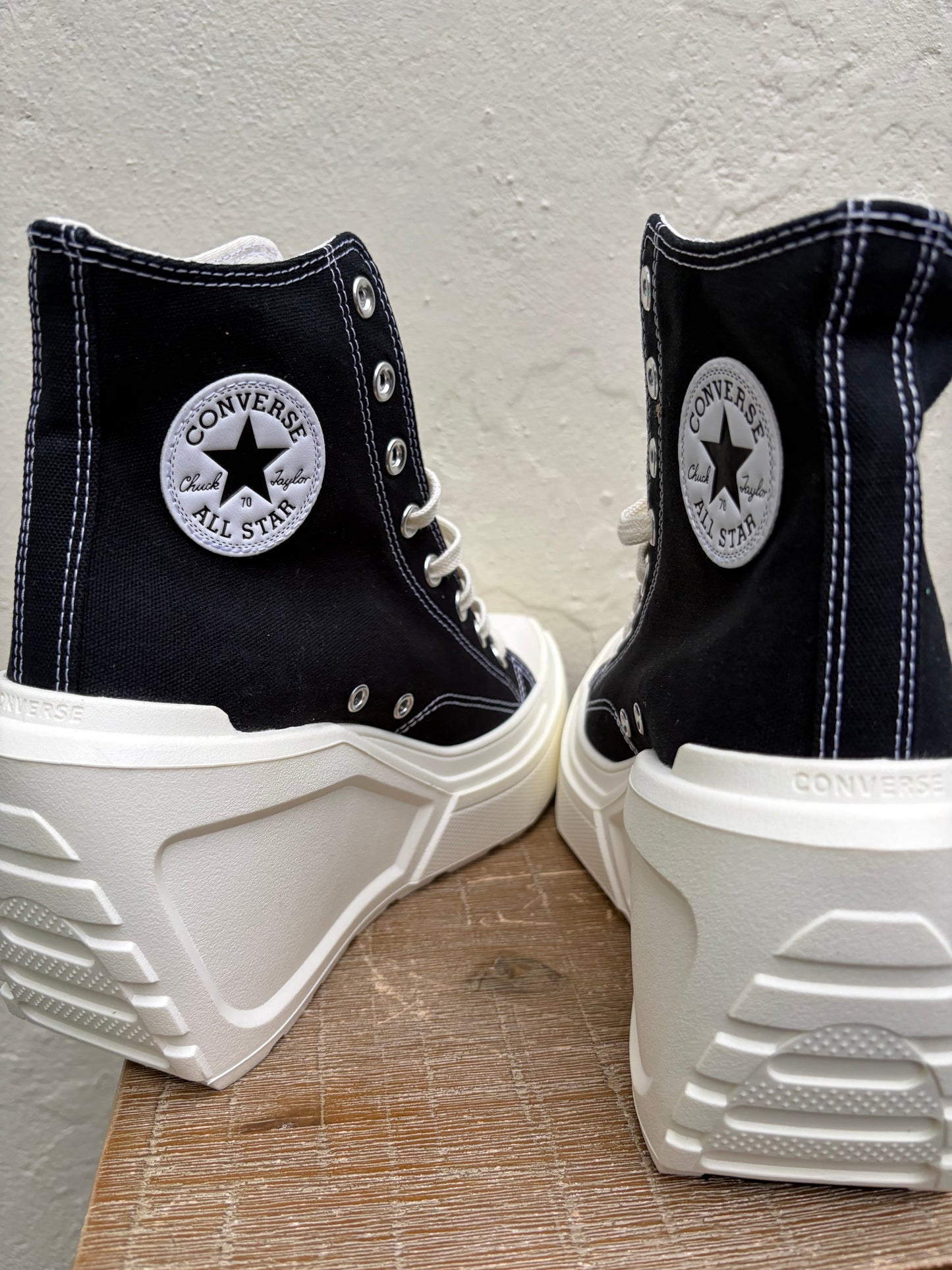 Converse wedges sneakers zwart