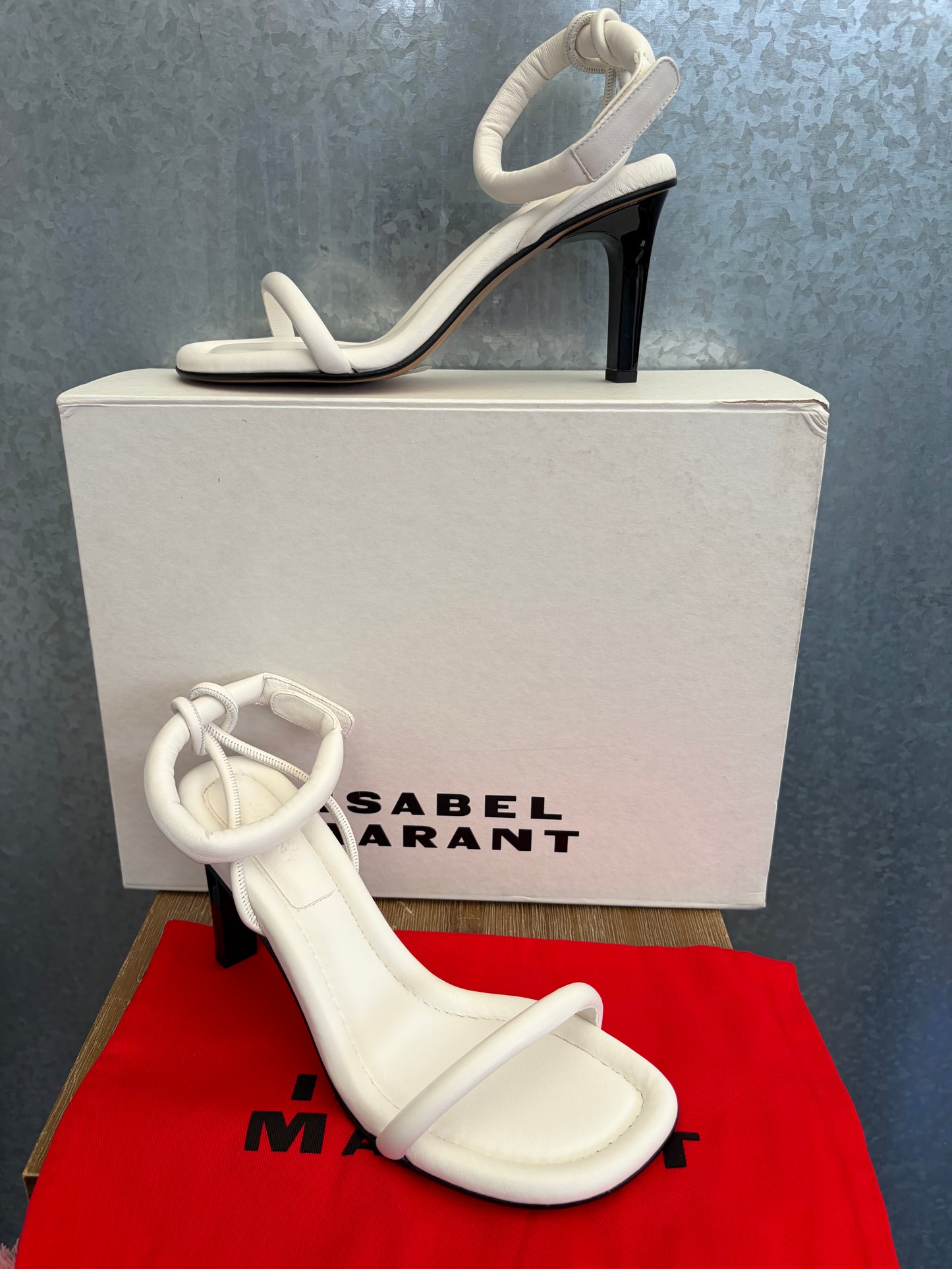 Katree Isabel marant padded heels wit