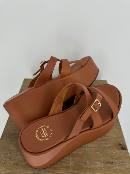 Bacoli platform sandal