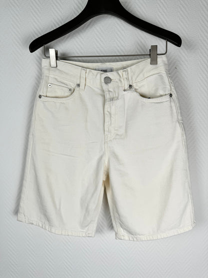 Straight legged short - 25