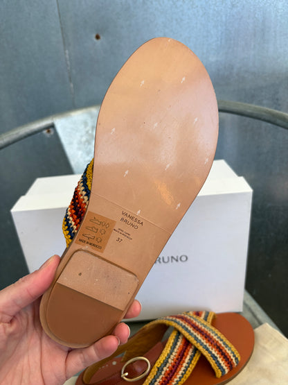 Sandales plattes multicolores (38)