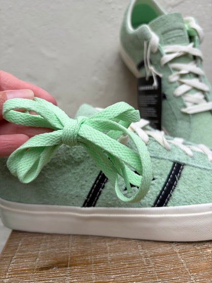 Converse sneakers suede