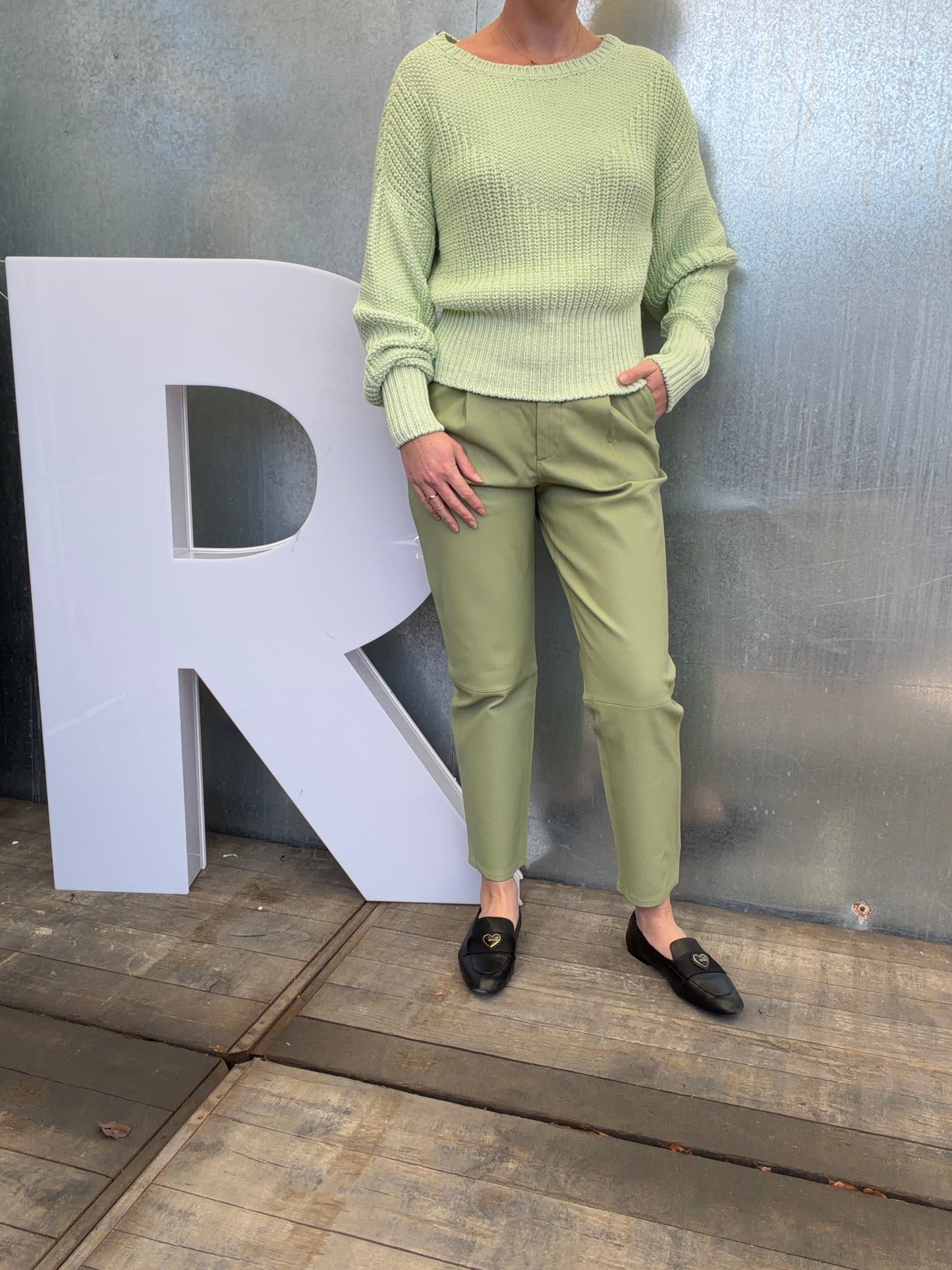 Annie leather pants pistache 38